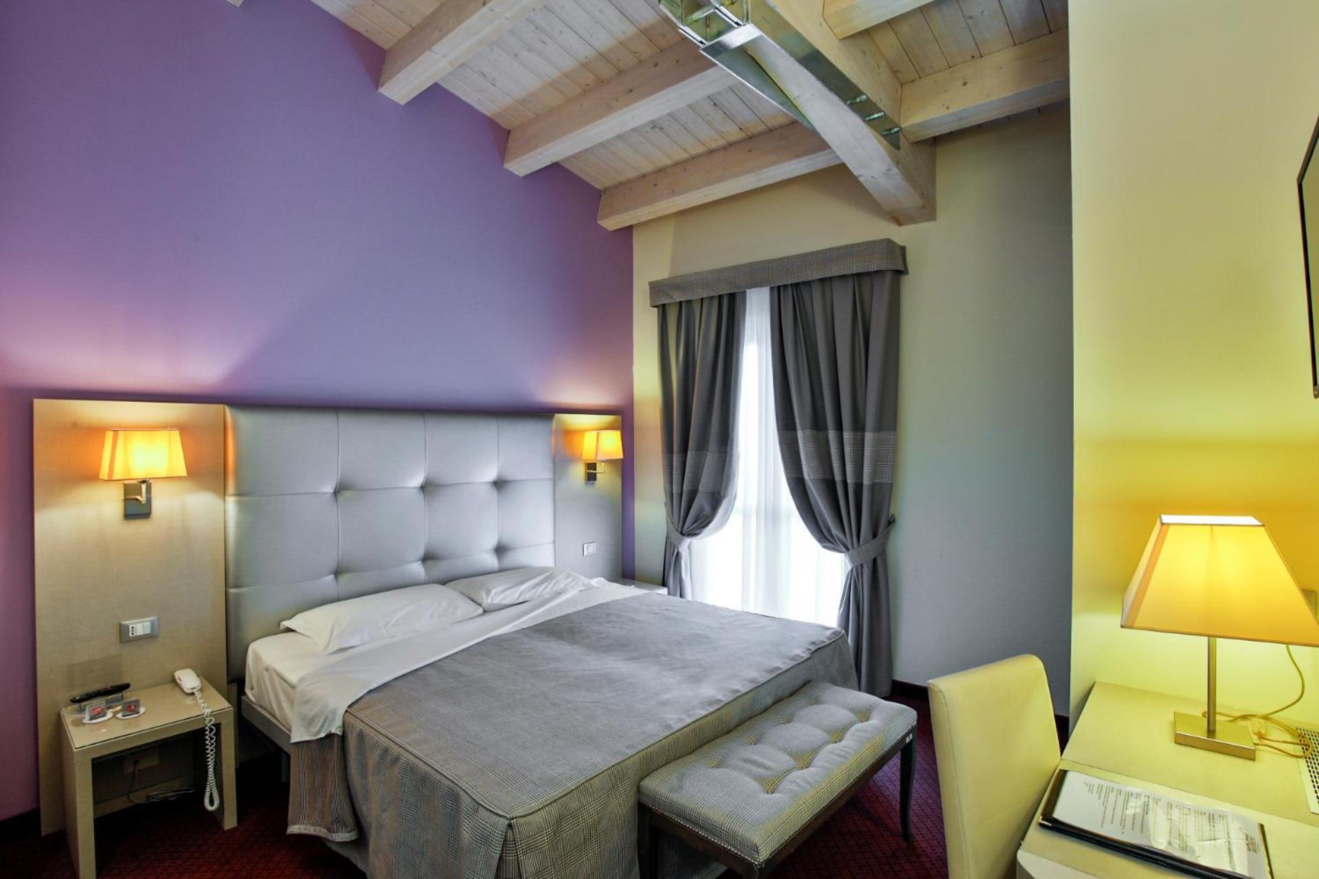 Boutique Calzavecchio 4*